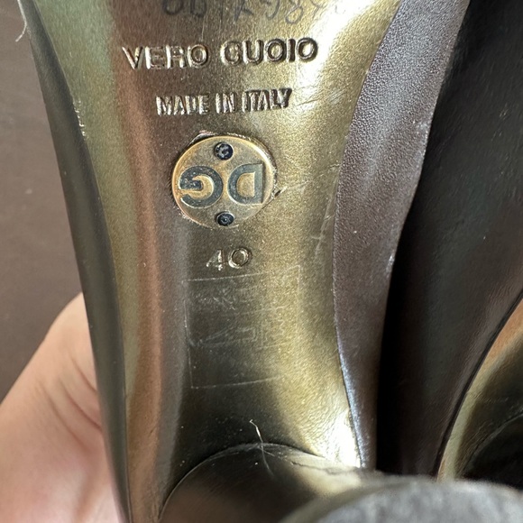 **** Dolce & Gabbana Size 40 VTG Brown Leather Heels - Picture 9 of 10